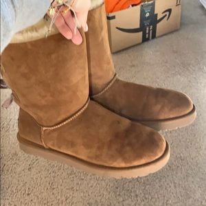 UGG BAILEY BOW II BOOT
